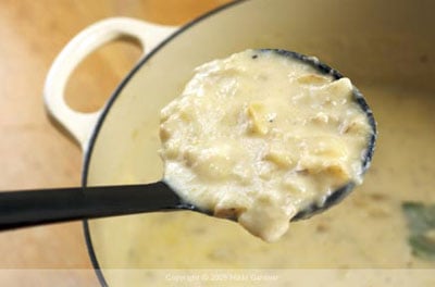 Potato-Leek-Soup-pot-Nikki Potato-Leek-Soup-pot-Nikki