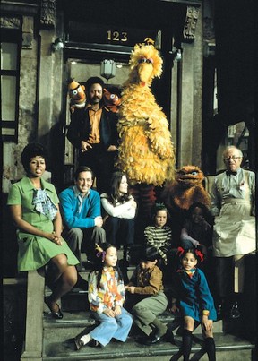 18982_Season_1_Cast 18982_Season_1_Cast