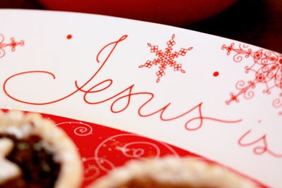 dayspring-review-shots-3 Jesus is the Gift, Snowflake Home Collection
