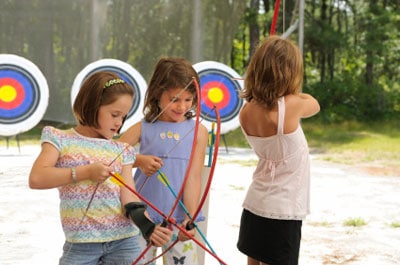 girls-at-camp