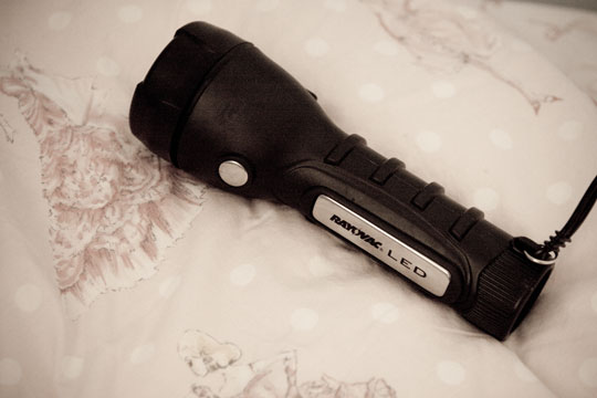 flashlight-on-pillow flashlight-on-pillow