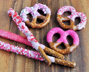 Thumbnail image for Kid Friendly Dipped and Decorated Pretzels for Valentine’s Day