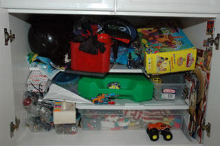 tt-toycupboard-2-before.jpg