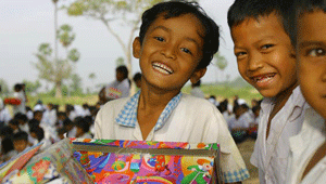 5 Minutes for Making a Difference – Operation Christmas Child