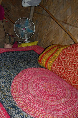 poverty in Calcutta home and table fan