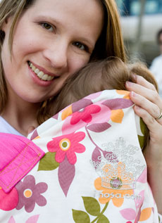 ihosa-baby-carrier-close-up