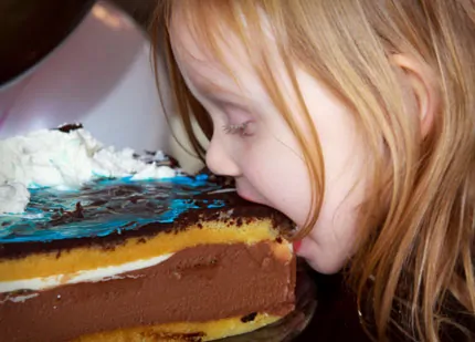 wordless-wednesday-julia-eating-cake