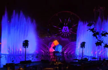 Disney’s World of Color — A Whole New World of Light Shows