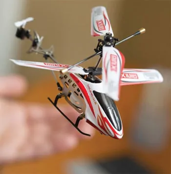 Metal Frame Micro RC Helicopter from Discovery Store Giveaway