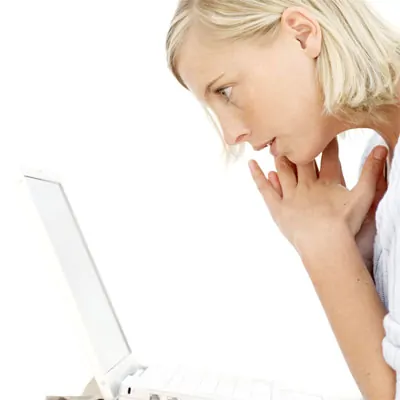 woman-working-at-computer