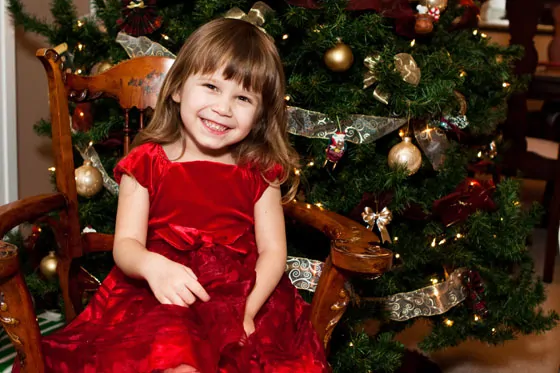 Christmas-holiday-photo-Sophia