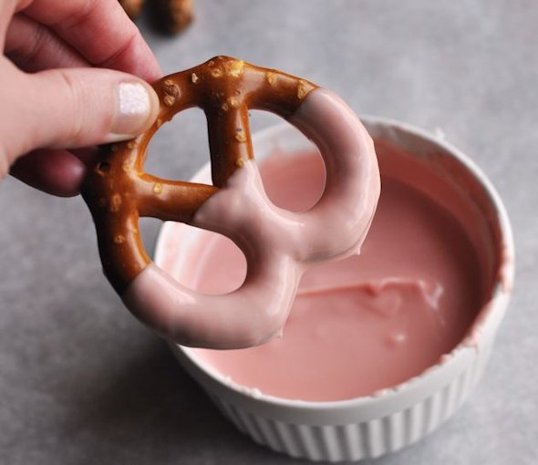 pink candy dipped pretzel twist