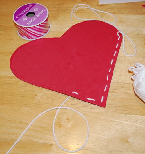 I (Heart) My Kids on Valentine’s Day – Crafts and Activities
