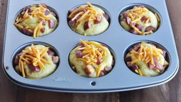 cornbread muffins with hot dogs cheese