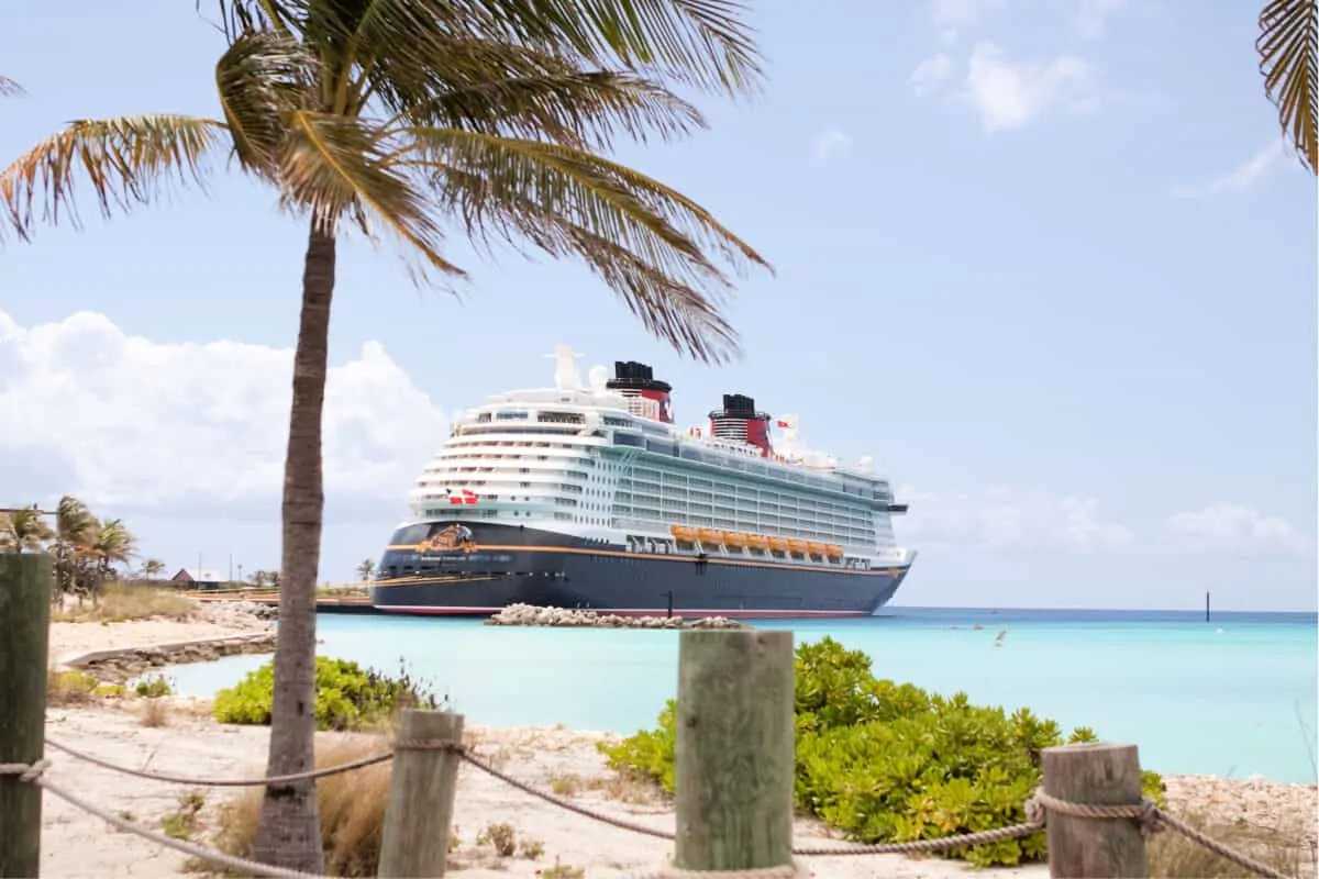 Disney Cruise - Relaxing Vacation for Moms