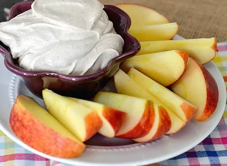 After School Snack: Cinnamon Cream Cheese Dip