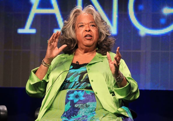 The Christmas Angel: An Interview with Della Reese
