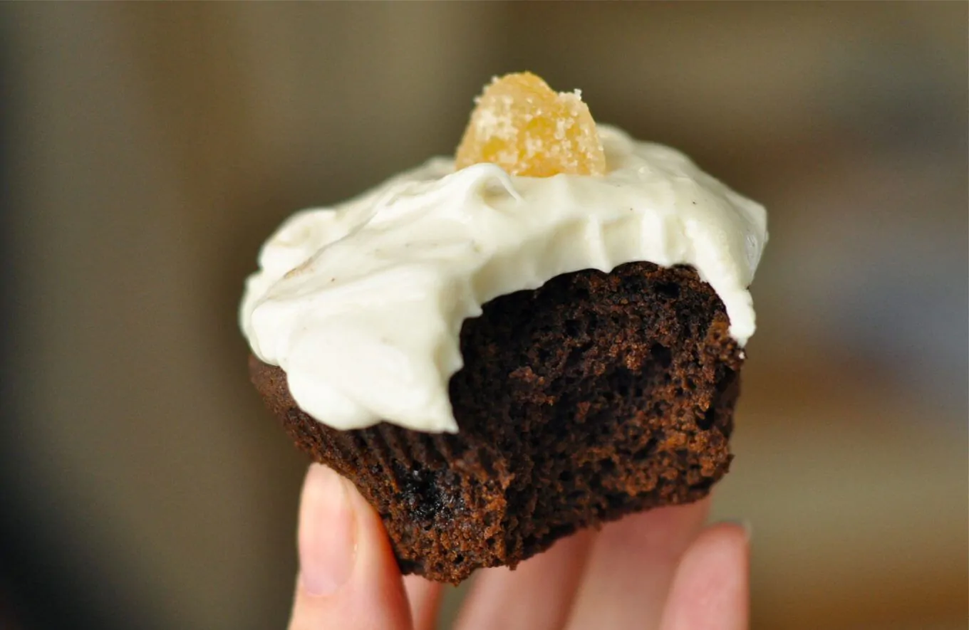 Gingerbread Cupcakes with Cinnamon Ginger Frosting Recipe