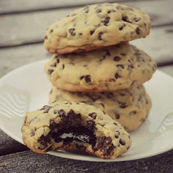 Oreo Stuffed Chocolate Chip Cookies Recipe