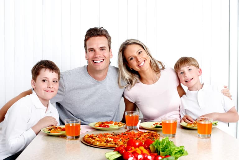 Family Devotions around the Dinner Table