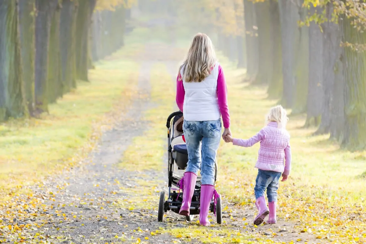 tips for walking for exercise with children