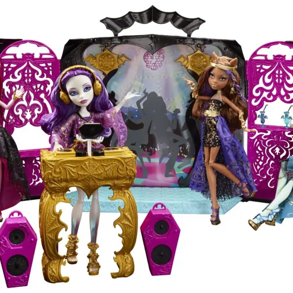 Screams Come True in the new Monster High13 Wishes DVD – Giveaway