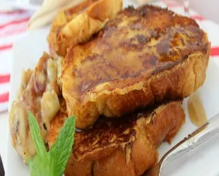 Eggnog French Toast with Caramelized Bananas