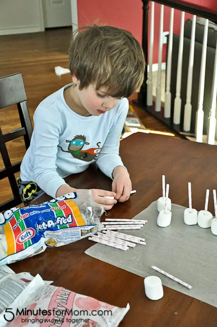 Valentine's Day Marshmallow Dippers