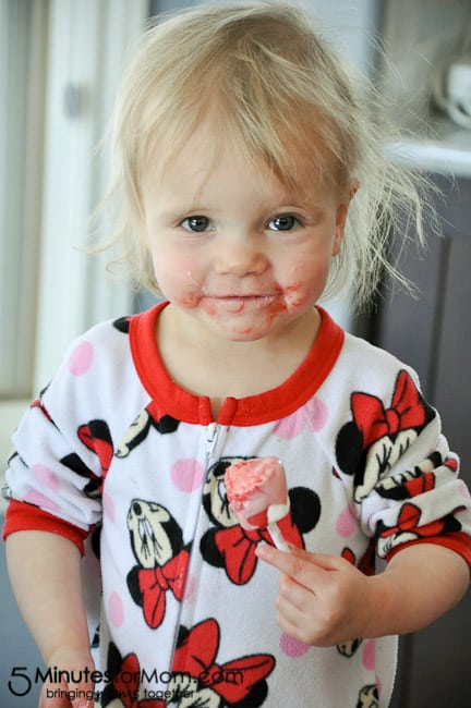 Valentine's Day Marshmallow Dippers