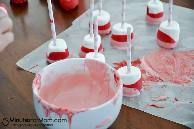 Valentine's Day Marshmallow Dippers