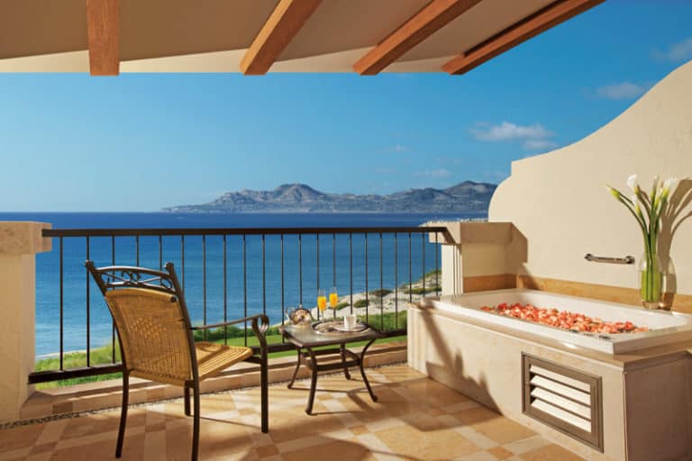 This Lucky Winner is headed to Los Cabos! #SecretsGetaway