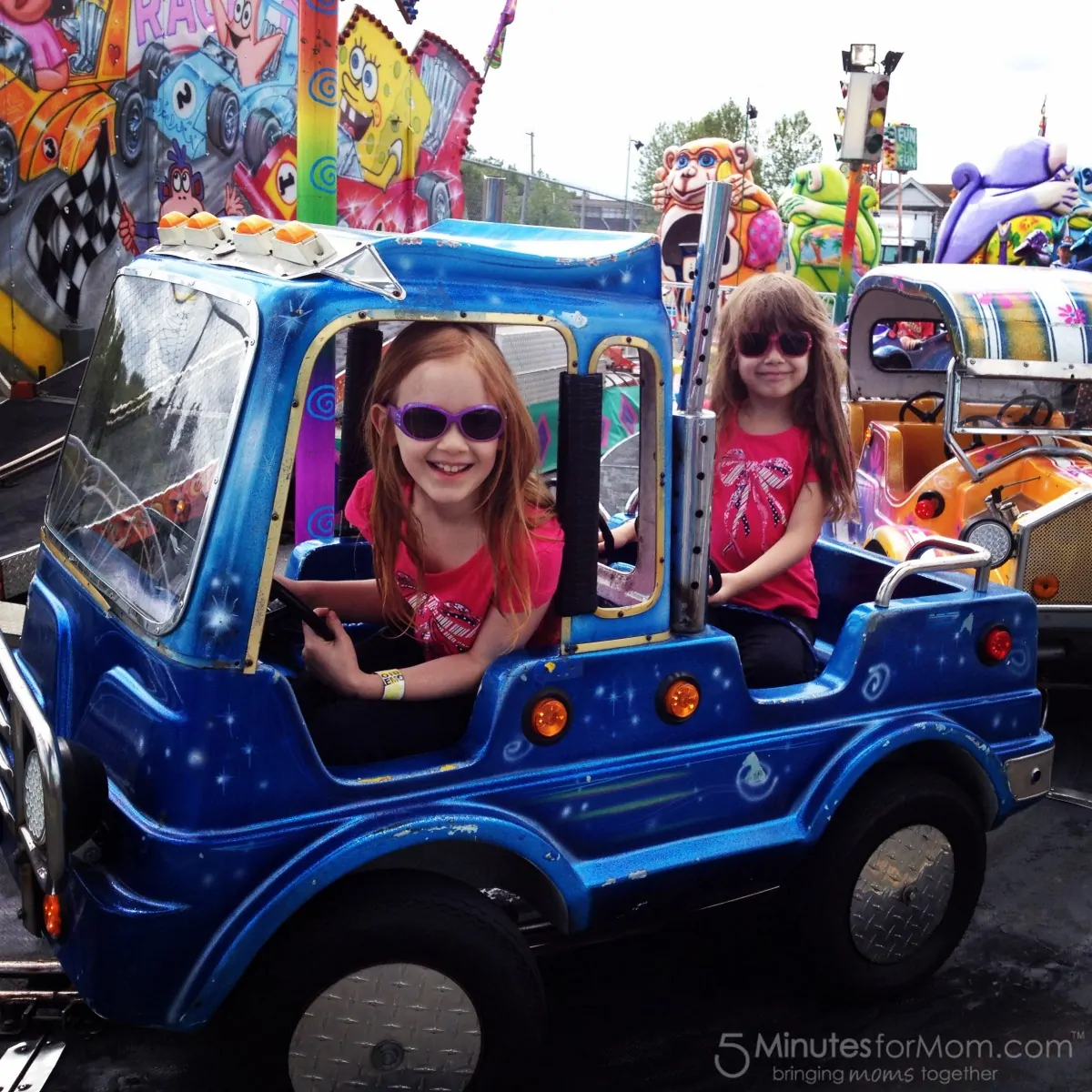 Julia and Sophia at Fair