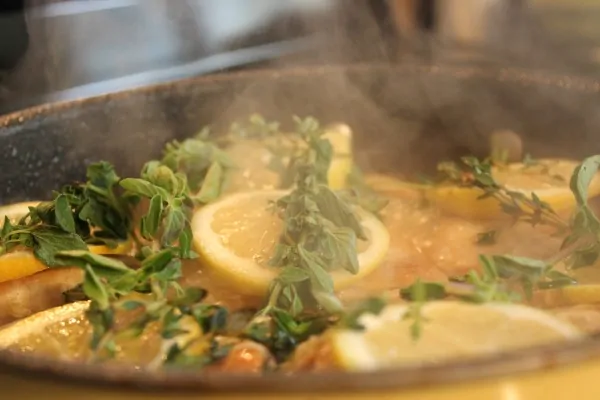lemon chicken cooking