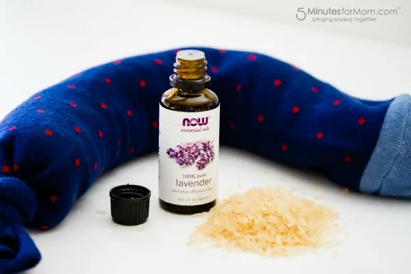 diy-lavender-aromatherapy-pillow