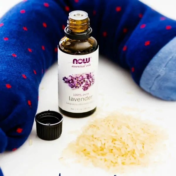 DIY Aromatherapy Neck Pillow