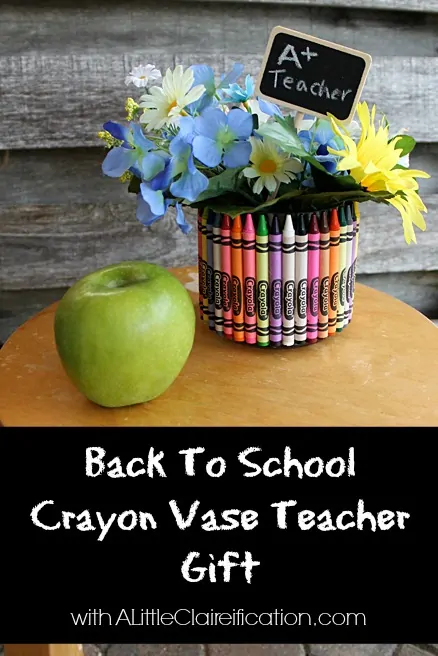 crayon vase - a little claireification