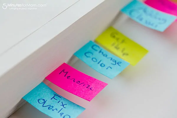 Study Tip - Highlight Key Sections with Post-it Page Markers