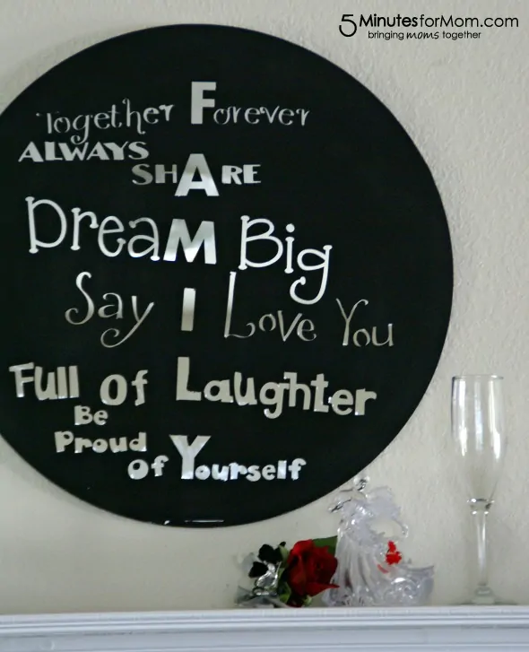 Painted Mirror Quote / by Busy Mom's Helper for 5MinutesForMom.com #craft #homedecor