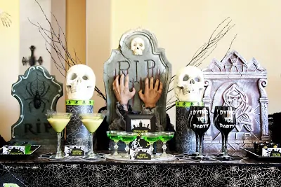 DyingToParty - DIY Halloween Decoration