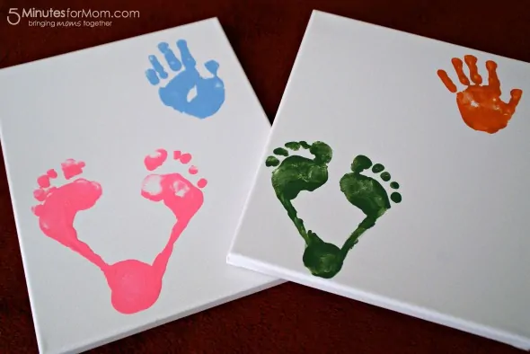 Create Your Own LOVE Print Keepsake / by Busy Mom's Helper for 5MinutesForMom.com #gift #craft