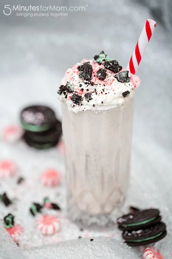 Peppermint Cookies and Cream Milkshake