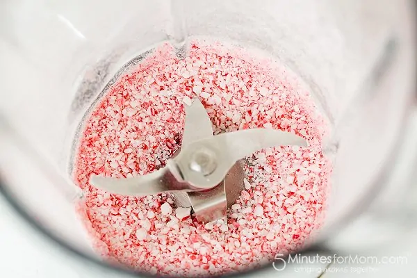 Peppermint Cookies and Cream Milkshake