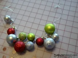 Holiday Ruffle Wreath Tutorial / by Busy Mom's Helper for 5MinutesforMom.com #craft #holidays