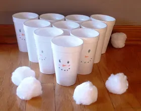 Indoor Snowball Toss Game