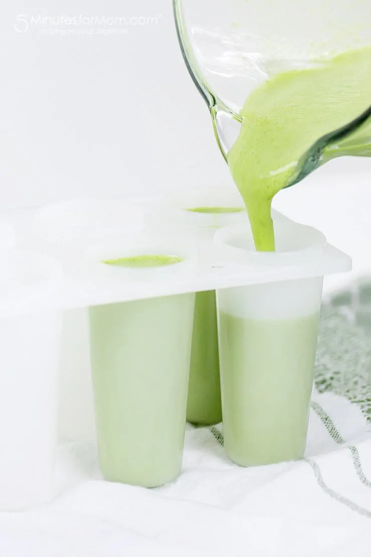 green smoothie popsicle
