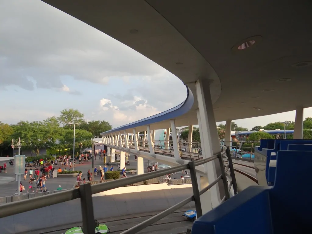Tomorrowland - Magic Kingdom -Peoplemover