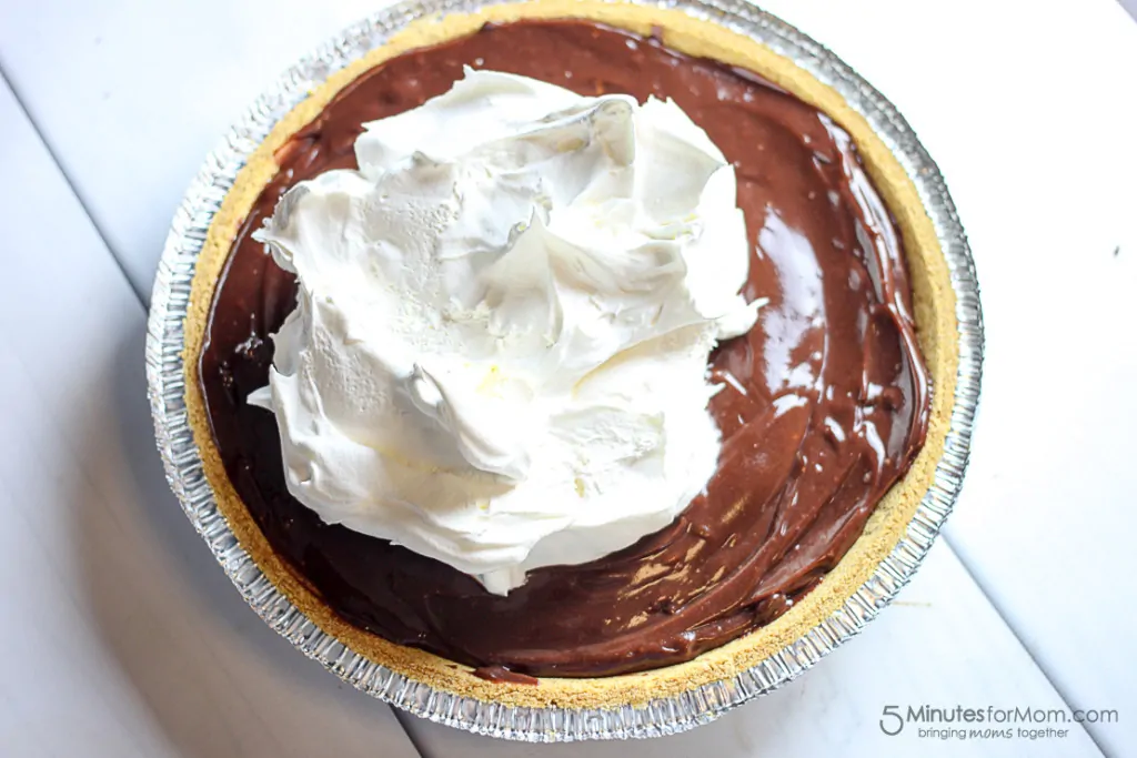 EASY Double Chocolate Pudding Pie using only 4 ingredients!