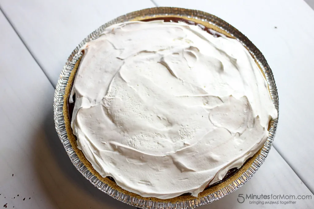 EASY Double Chocolate Pudding Pie using only 4 ingredients!