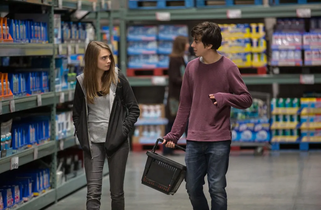 PAPER TOWNS