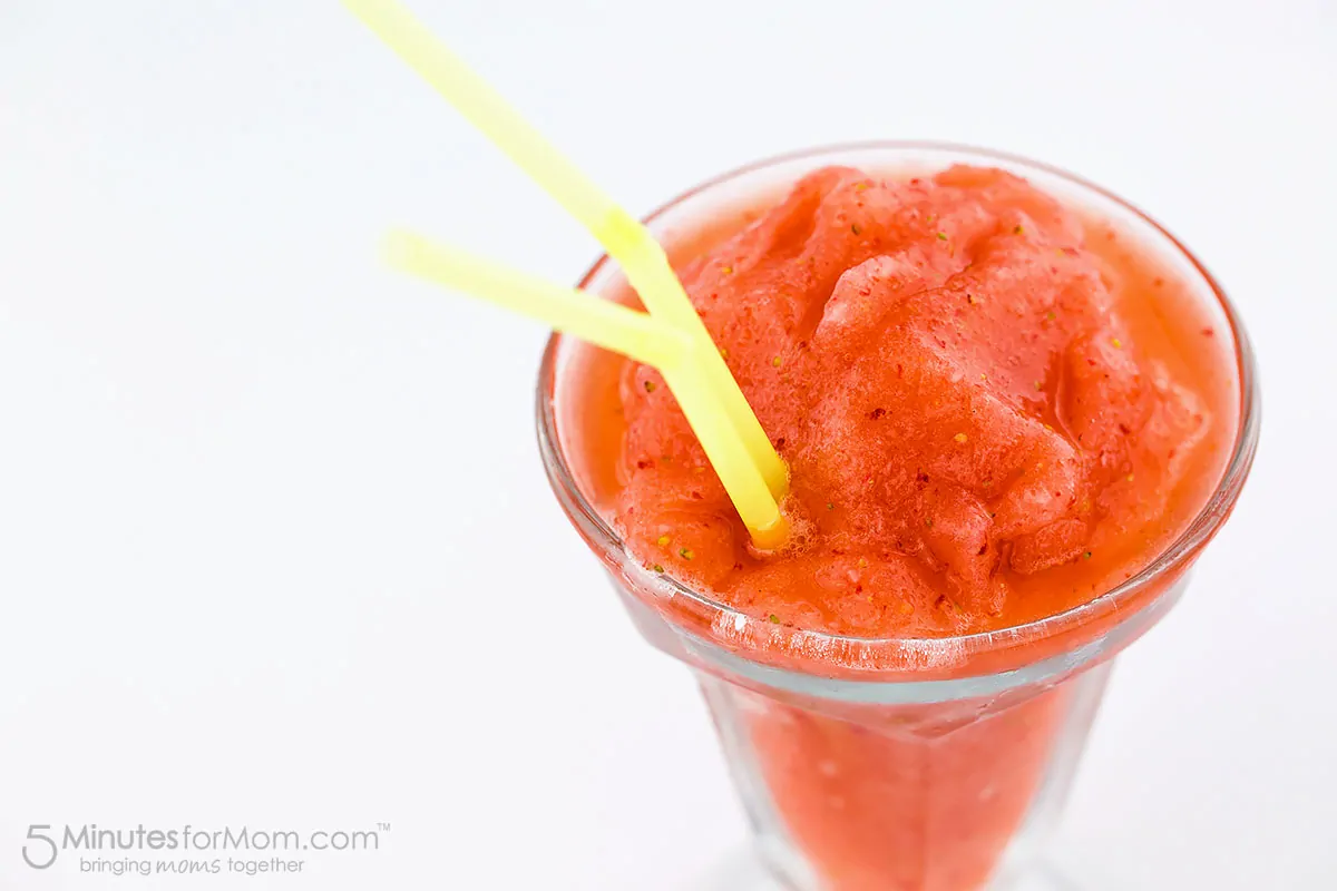 homemade strawberry slushie